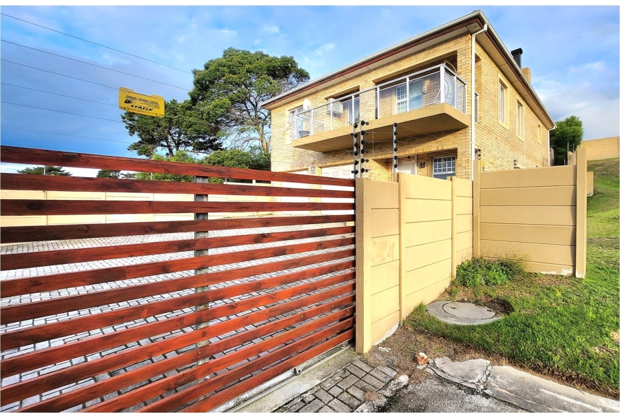 3 Bedroom Property for Sale in Lorraine Eastern Cape